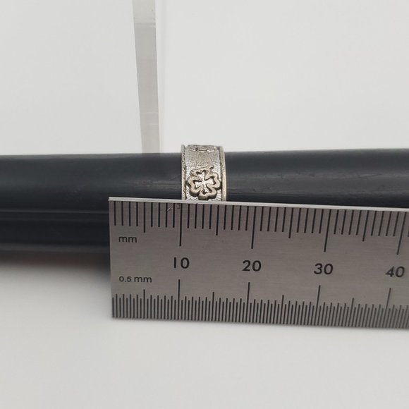 Size 5.5 925 Sterling Silver Tarnished Four Leaf Clover Unique Ring - Picture 6 of 7